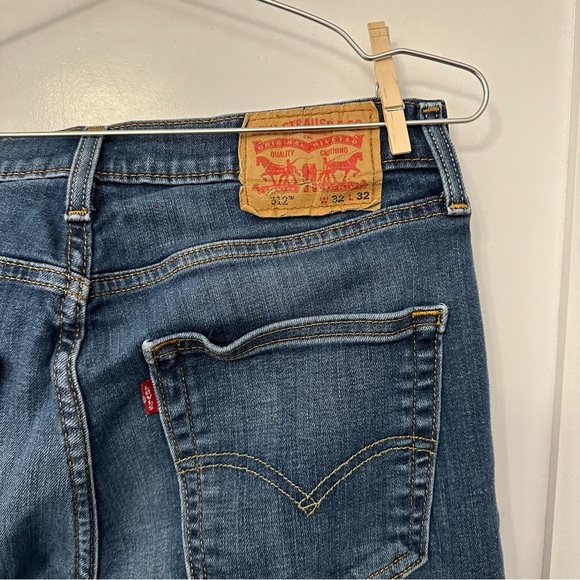 Levi’s 512 Slim Taper Jeans - Picture 3 of 3